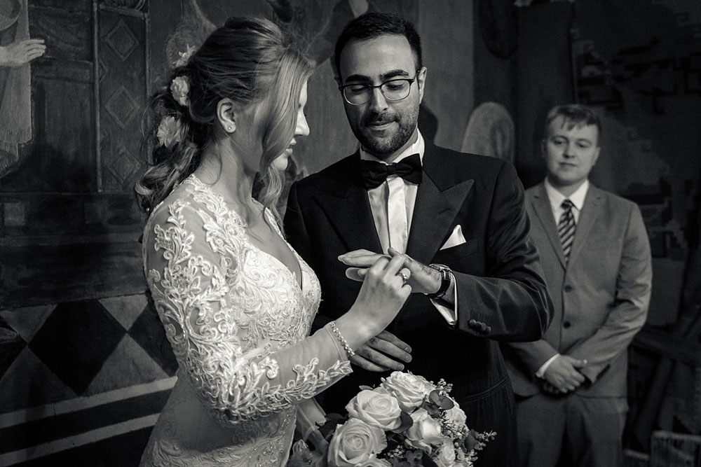 civil wedding at Copenhagen City Hall, photographer Natalia Cury