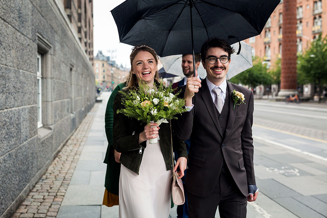 rainy wedding day in Copenhagen