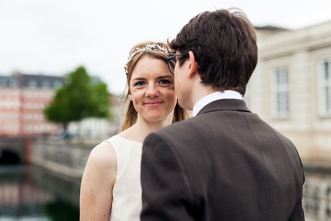 elopement at Copenhagen City Hall