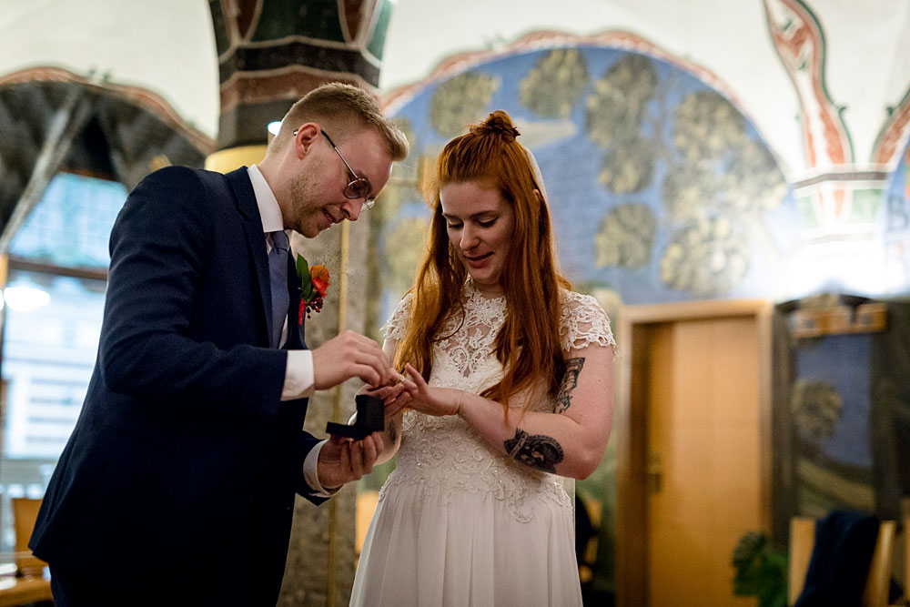 wedding at Copenhagen city hall, photos by Natalia Cury Copenhagen wedding photographer