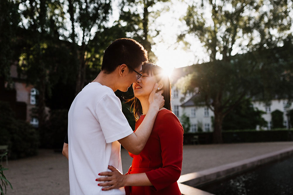 engagement photo session in Copenhagen, natural engagement photos by Natalia Cury 