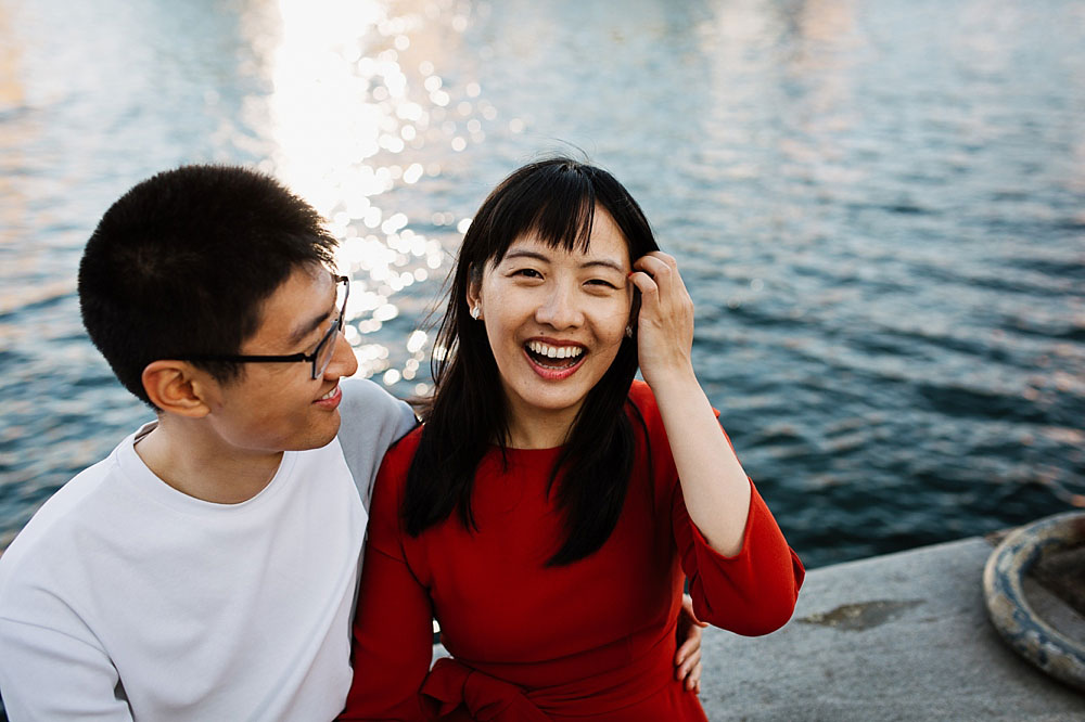 engagement photo session in Copenhagen, natural engagement photos by Natalia Cury 