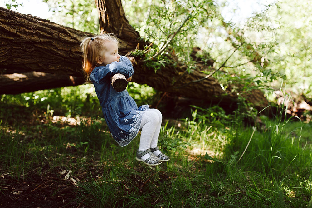 natural family photos in Copenhagen, photos by Natalia Cury family photographer