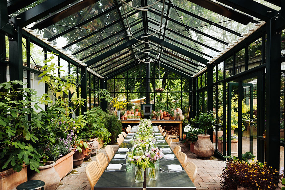 Gemyse is the perfect wedding venue in Tivoli, Copenhagen. Beautiful greenhouse in central Copenhagen. 