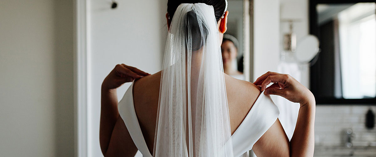 wedding at Marienlyst strandhotel, natural wedding photos by Copenhagen wedding photographer Natalia Cury