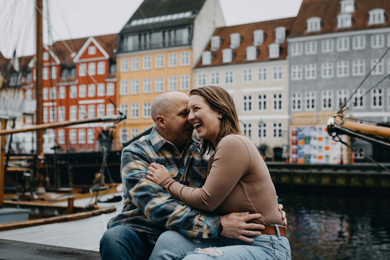 Natural couples shoot in Copenhagen.