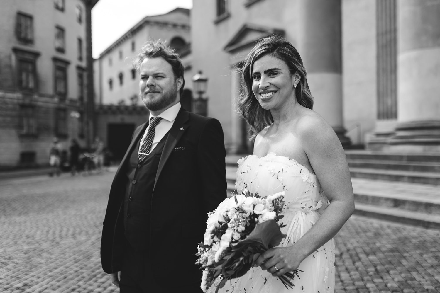 black and white portraits of a newlywed couple in Copenhagen