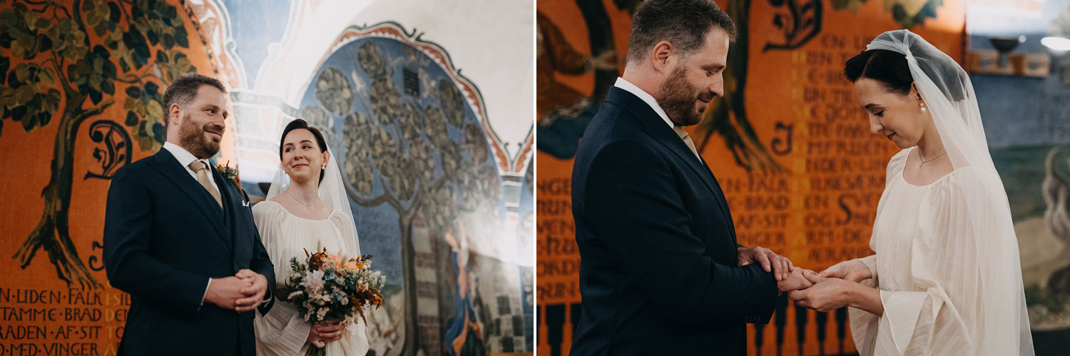 bride and groom exchanging rings at Copenhagen city hall