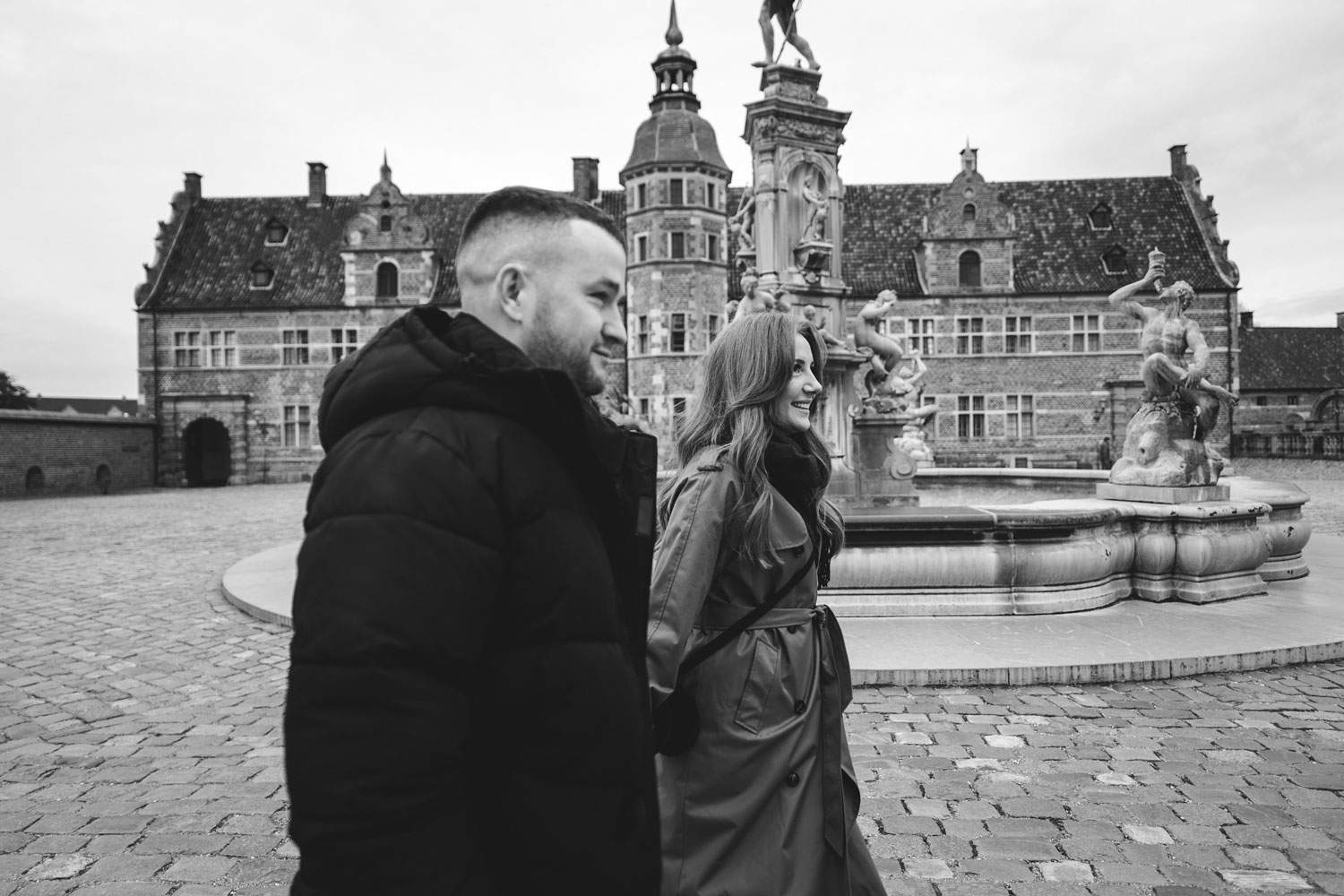 Couple's special moment at Frederiksborg Castle