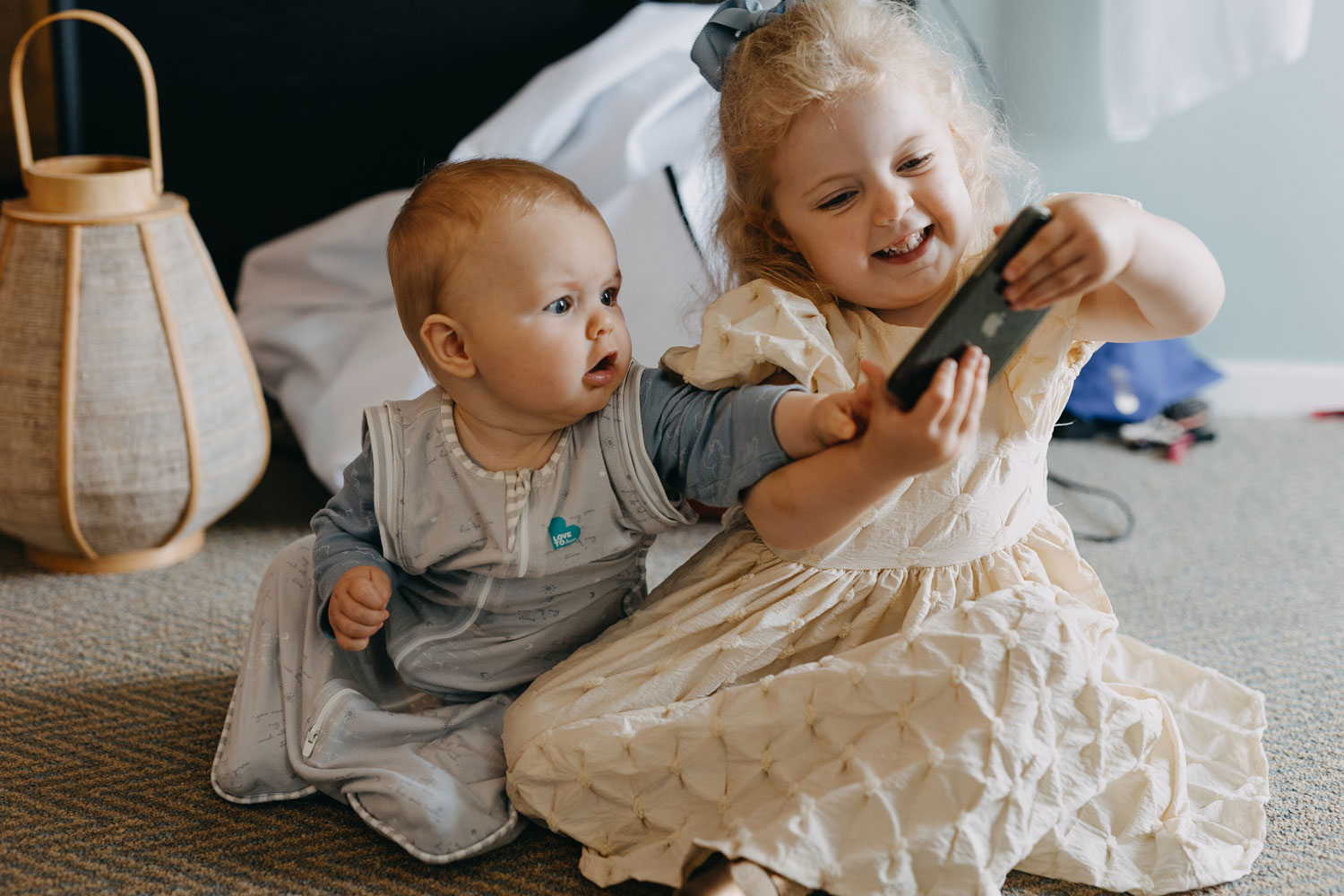 children playing while the bride gets ready at Helenekilde Hotel