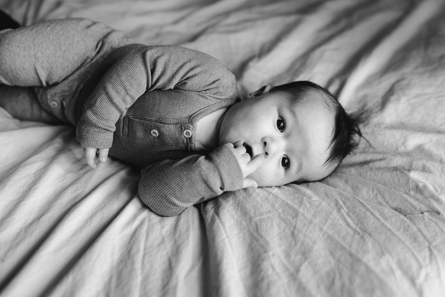 Expressive baby eyes in family session in Copenhagen