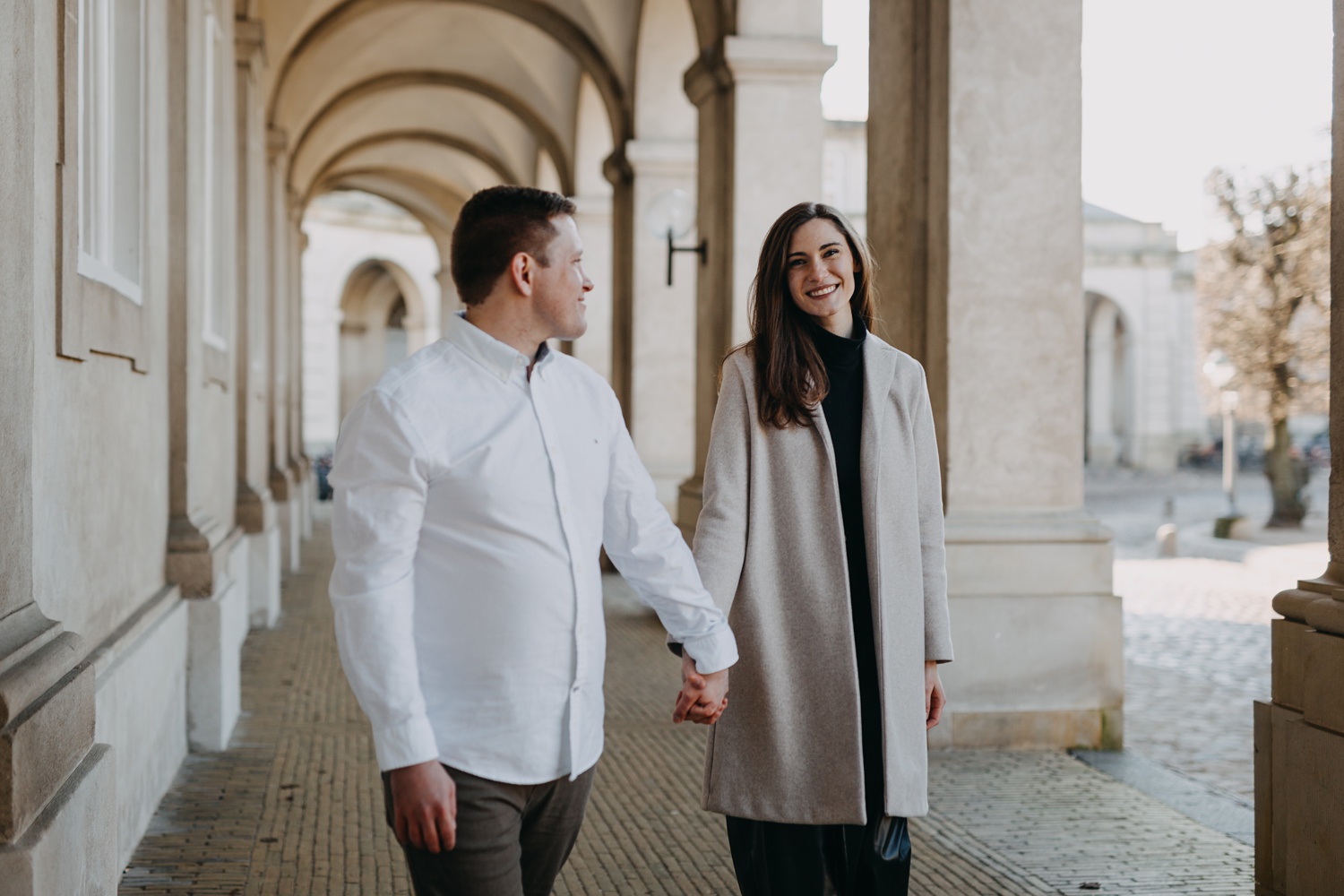 Gorgeous engagement session by Christiansborg Castle in Copenhagen