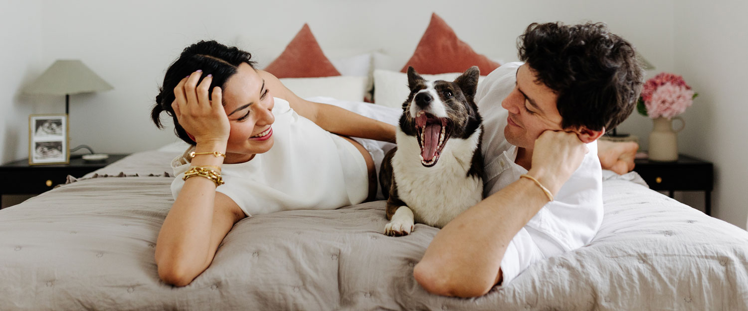 Lifestyle maternity photoshoot at home in Copenhagen